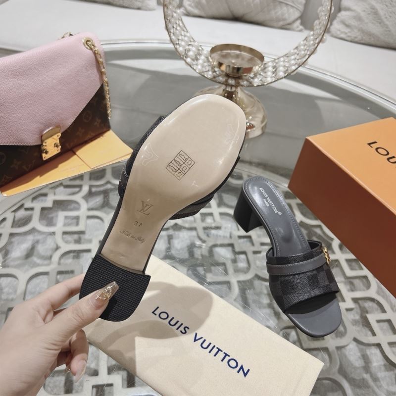 Louis Vuitton Slippers